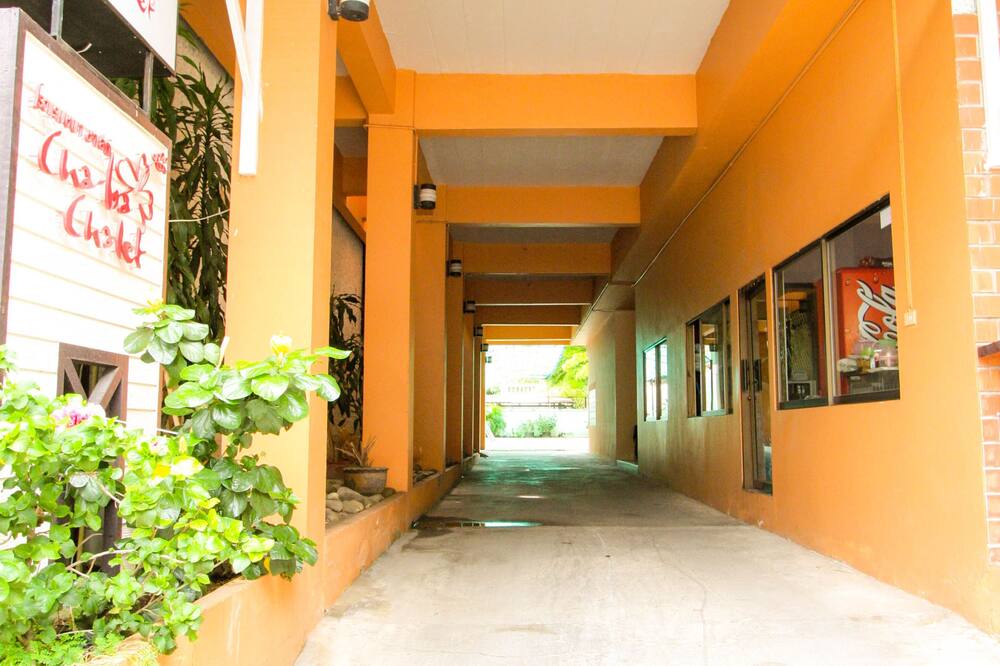 チャバ シャーレー 写真