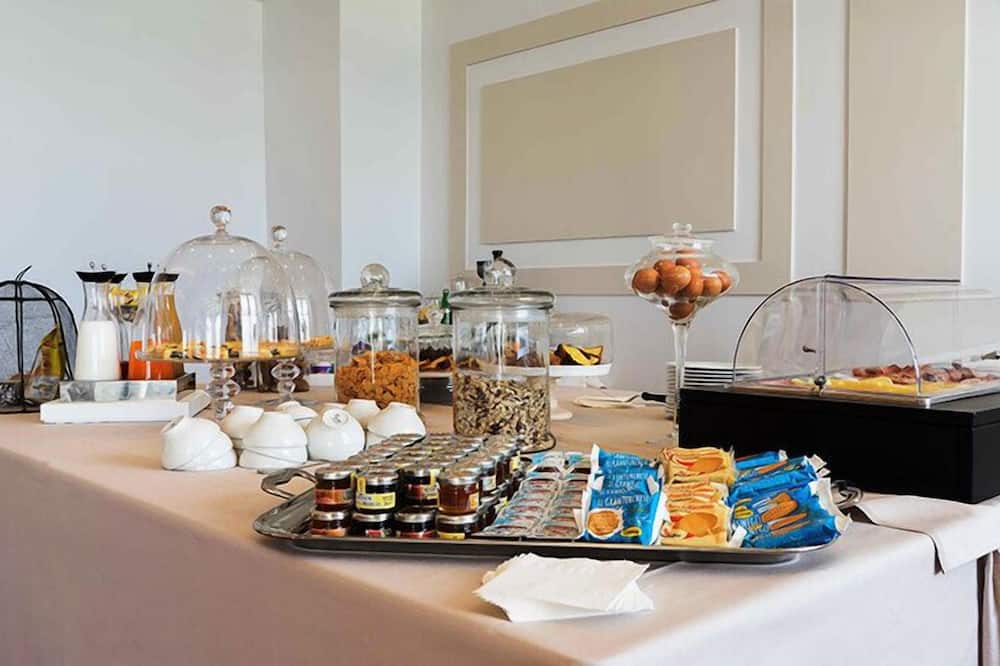 Smy Civico Zero 写真