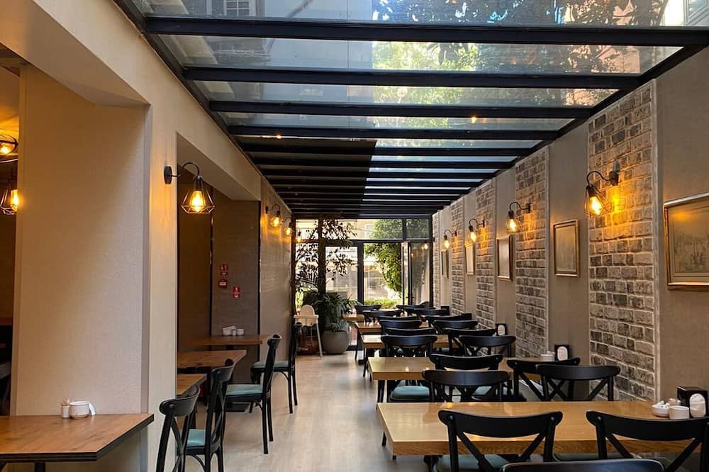 ブルーム ホテル 写真