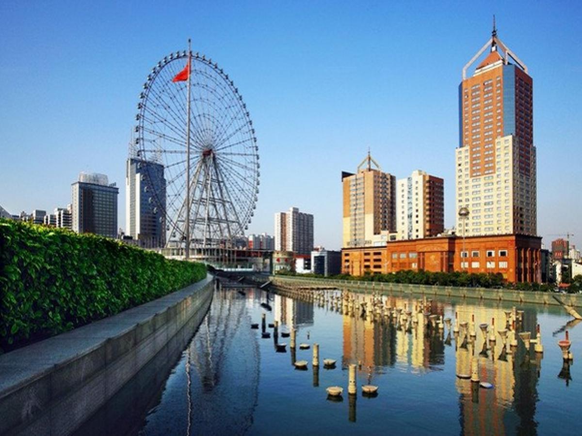 ゴールド ソース サンシャイン ホテル 写真