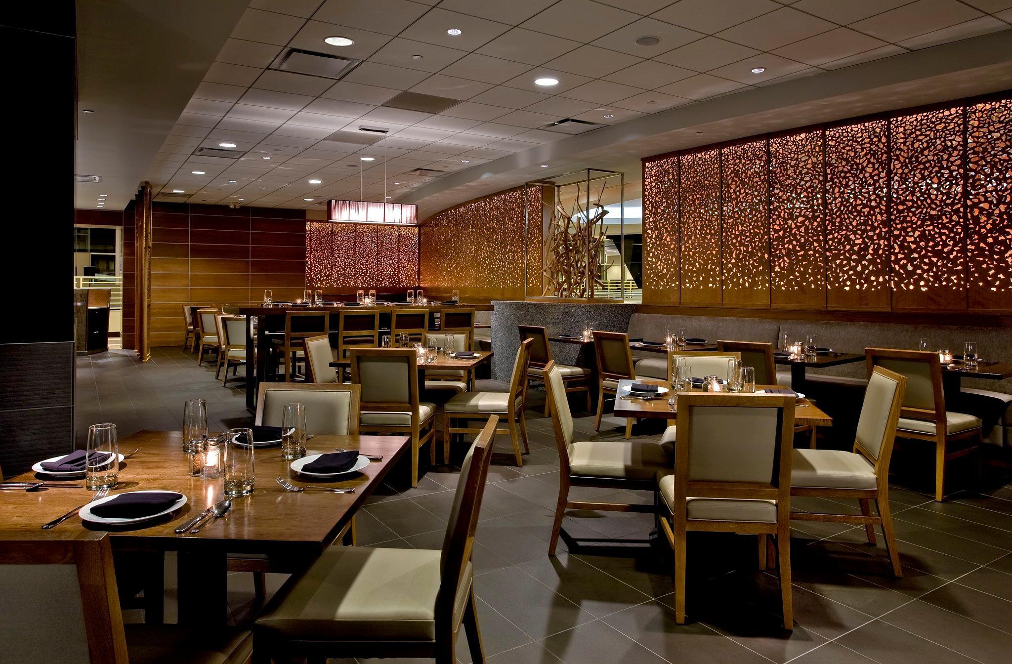 クラウンプラザ シカゴ オヘア ホテル ＆ カンファレンスセンター バイ IHG 写真