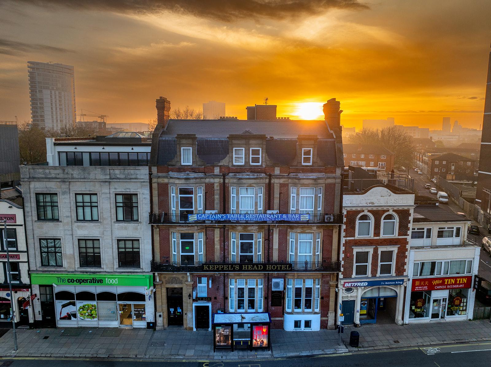 ケッペルズ ヘッド ホテル 写真