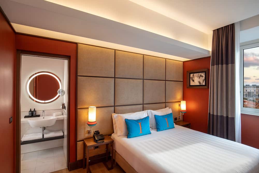 ザ インデペンデント ホテル 写真