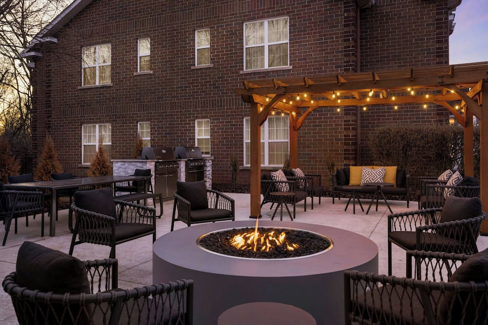 タウンプレイス スイーツ バイ マリオット デトロイト ディアボーン 写真