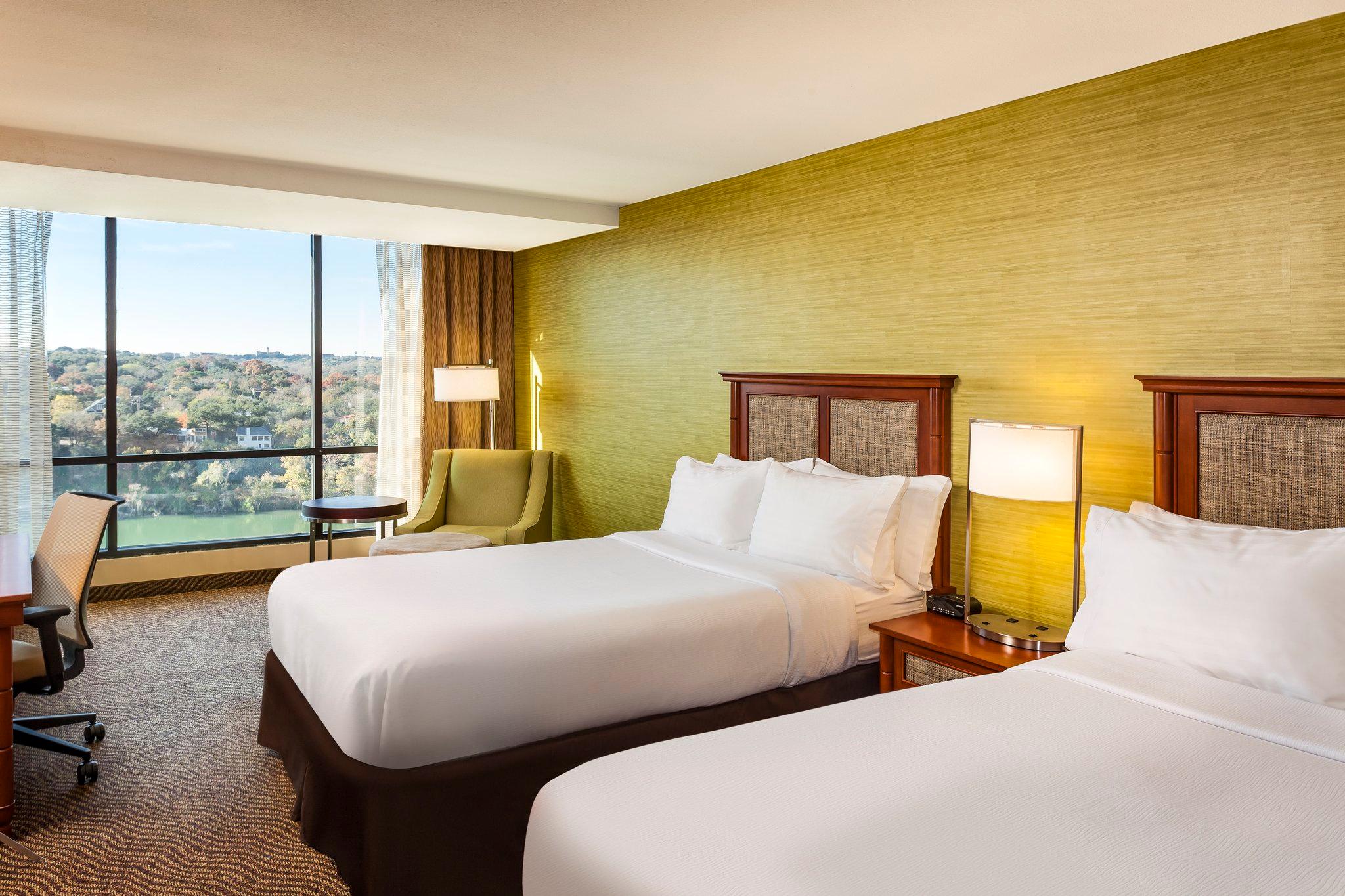 ホリデイ イン オースティン タウン レイク バイ IHG 写真