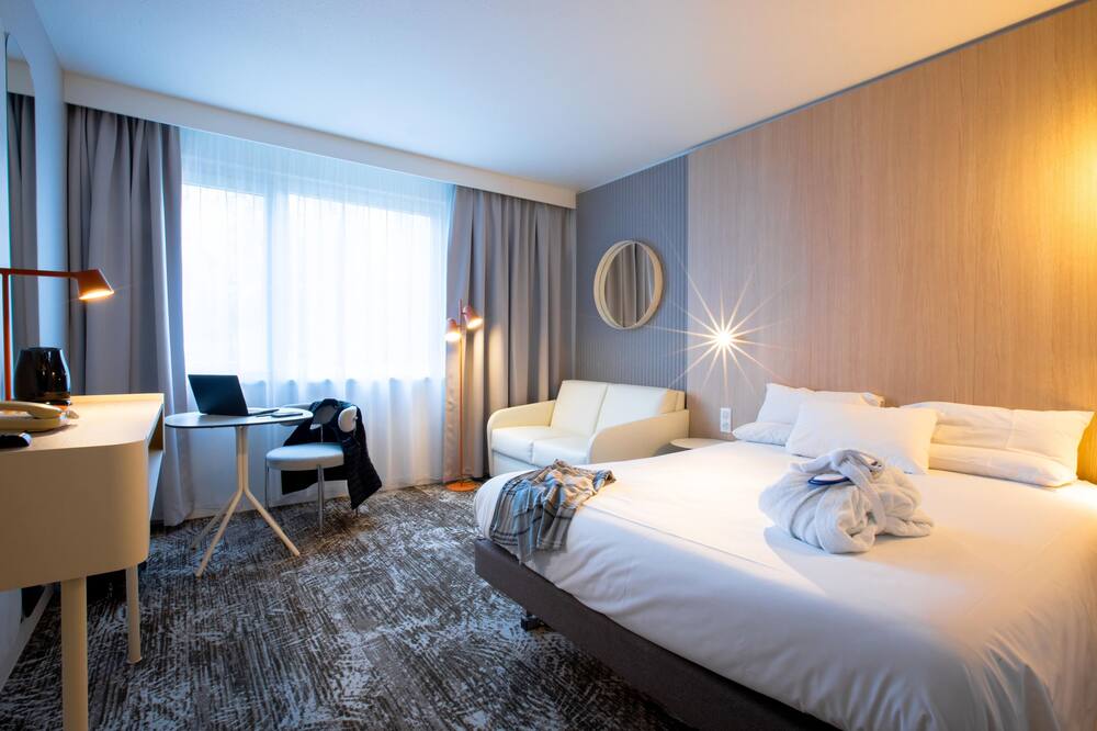 ノボテル ミュルーズ バール フリブール 写真