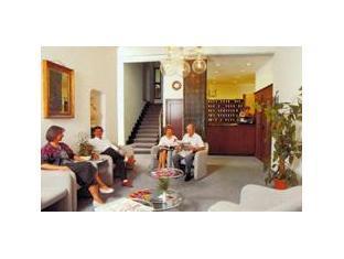 ホテル ガルニ モンタルディ 写真