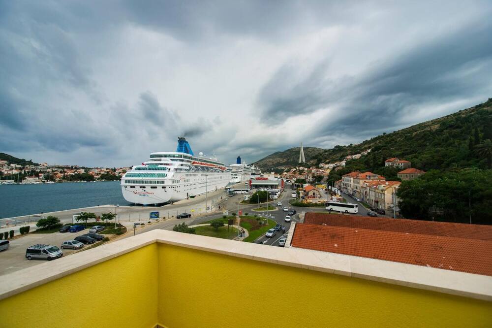 ホステル ソル 写真