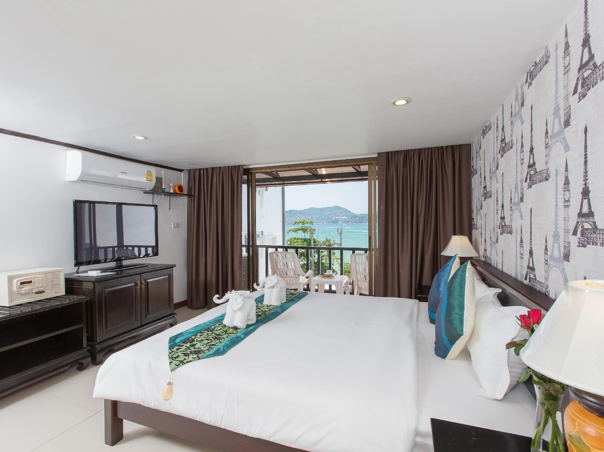 パトン スイス ホテル ビーチ フロント 写真