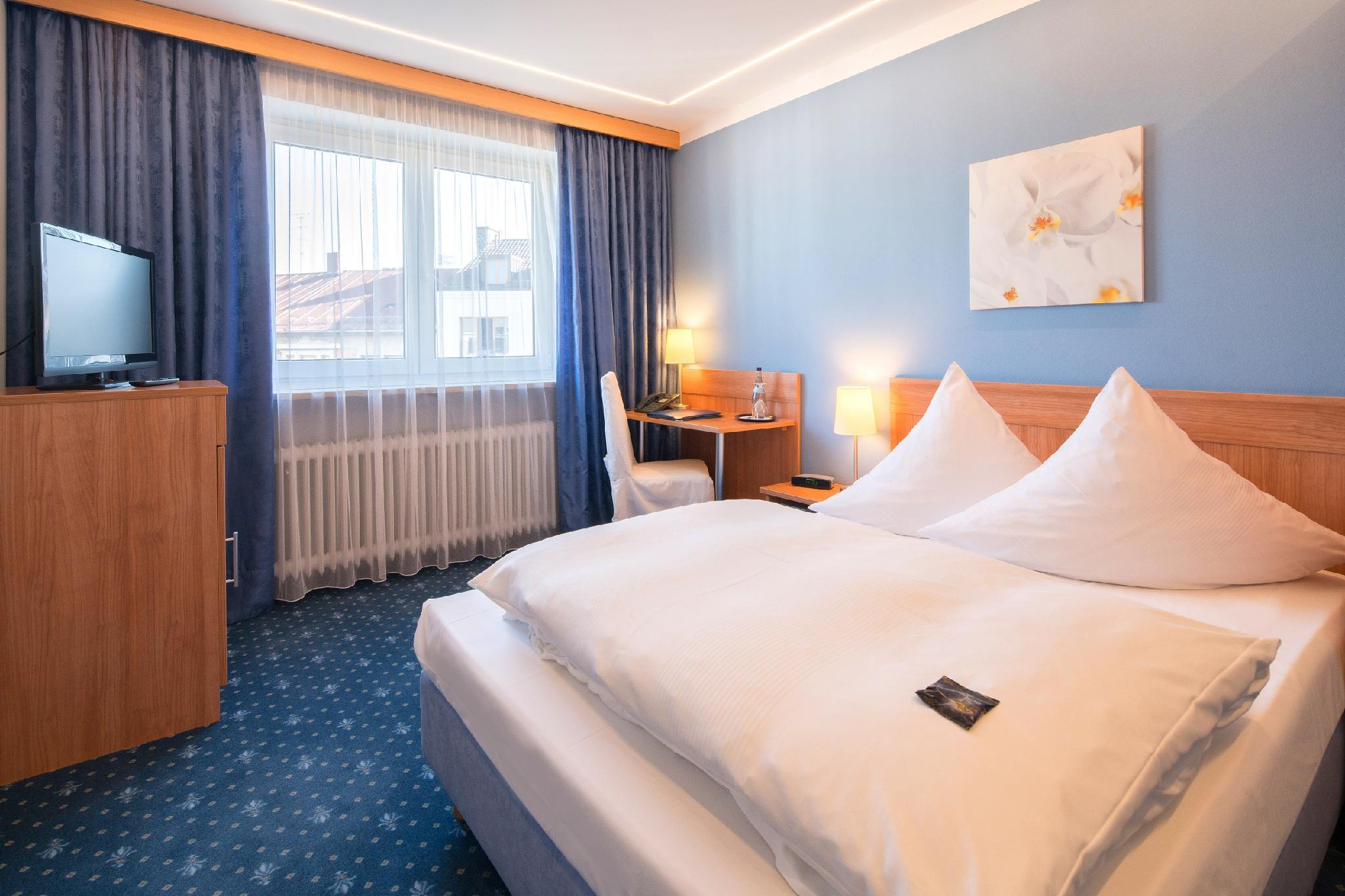 ホテル イーザートア 写真