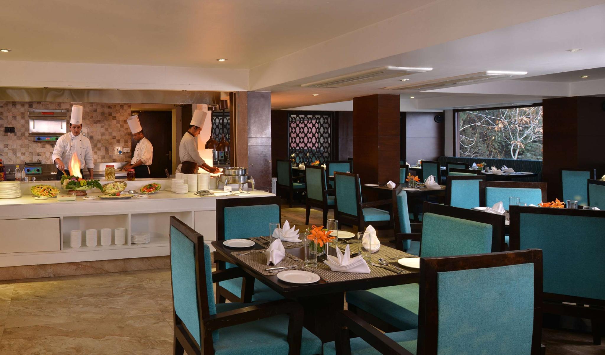 Golden Tulip Srinagar (formerly RK Sarovar Portico Srinagar) 写真