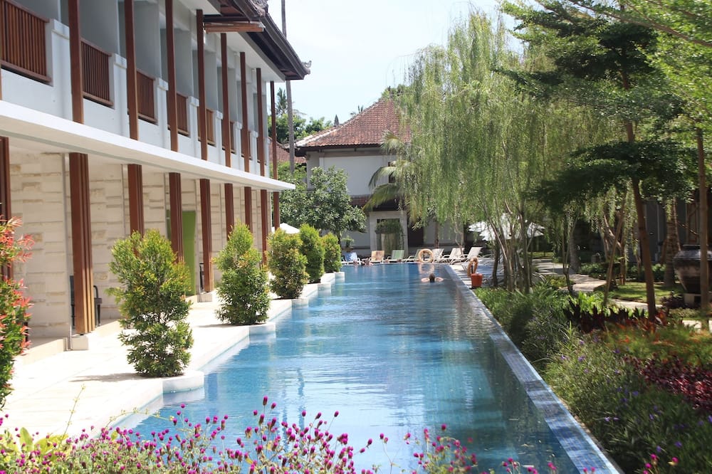 グランド ウィズ ホテル ヌサ ドゥア 写真