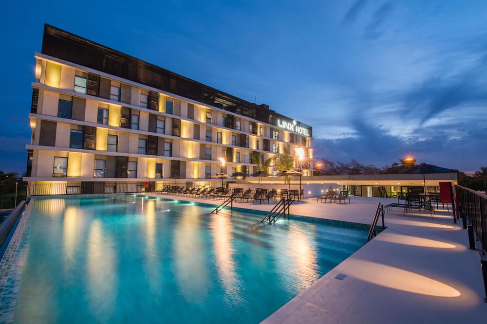 リンクス ホテル インターナショナル エアポート ガレオン 写真