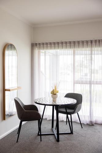 Mariners Cove Waterfront Motel and Apartments 写真