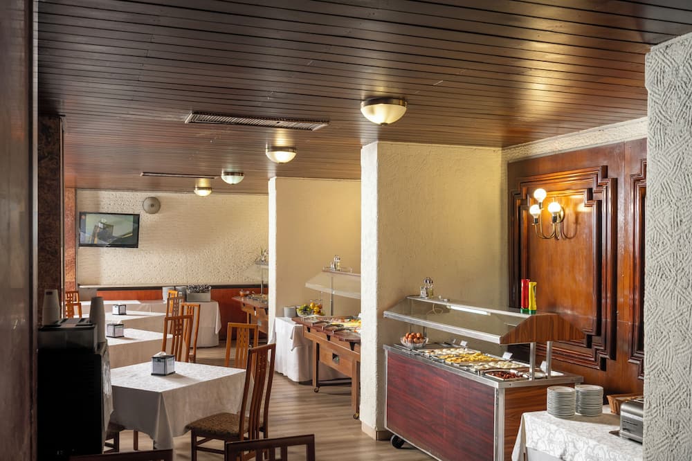 Hotel Moldova 写真