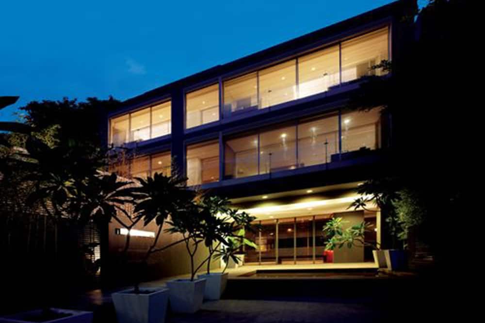 ホテル ダブル ワン 写真