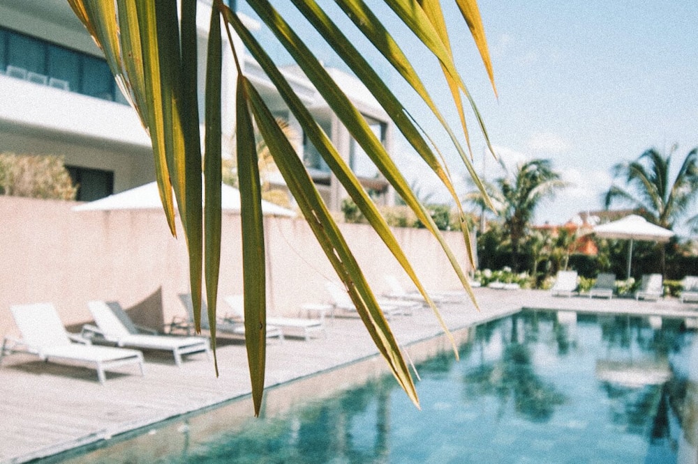 Mythic Suites & Villas by MJ Holidays 写真