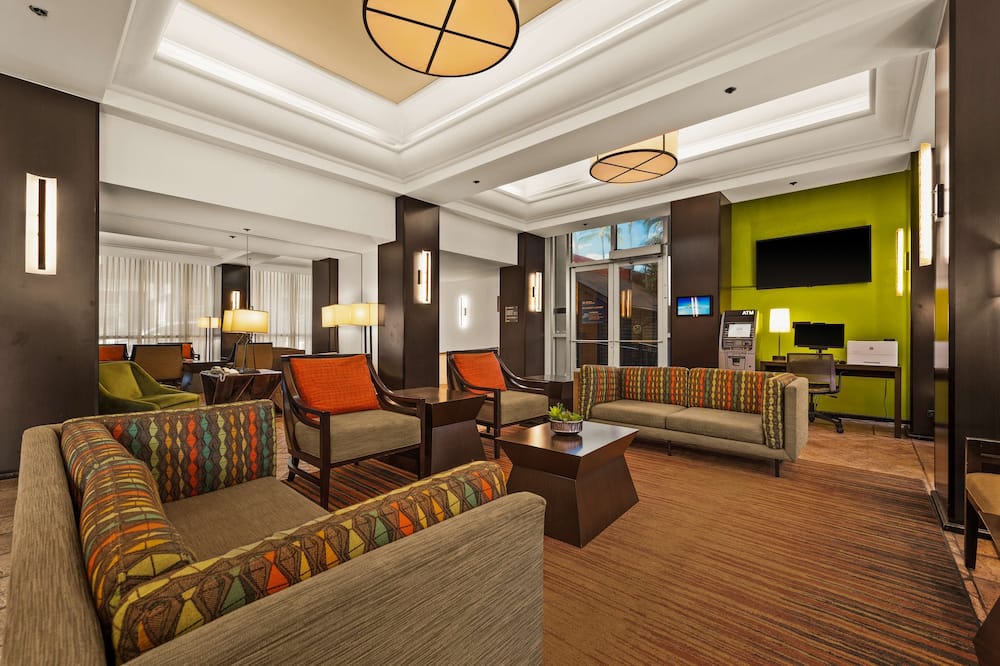 ベスト ウェスタン ザ プラザ ホテル ホノルル エアポート 写真