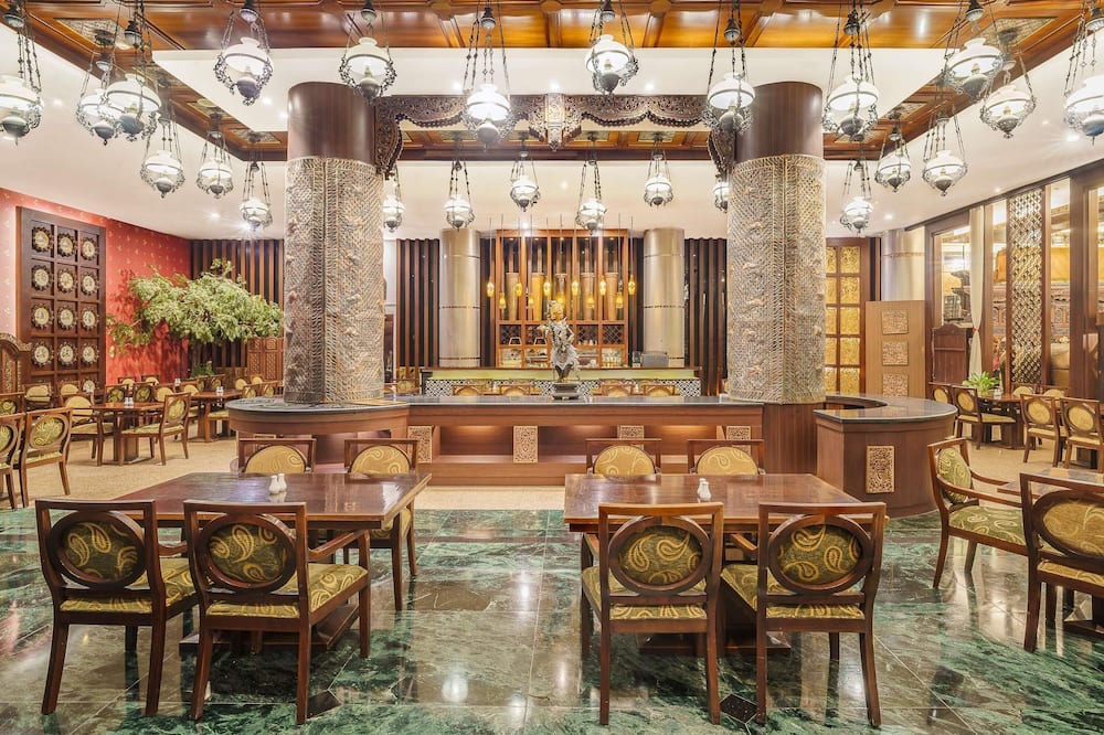 ザ ロイヤル スラカルタ ヘリテージ - ハンドリトゥン コレクション 写真