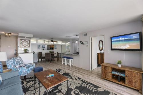 Maui Tropical Sunset at Royal Kahana Resort 写真