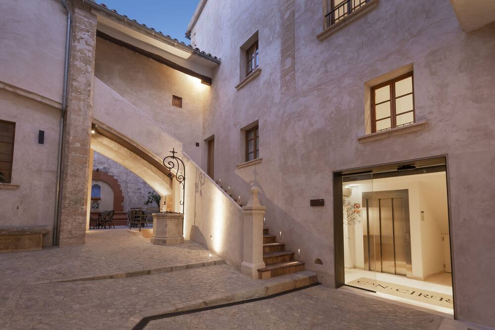 ホテル カン シレラ 写真