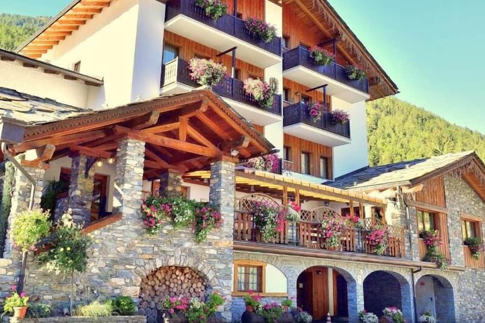 ホテル ボー セジュール 写真