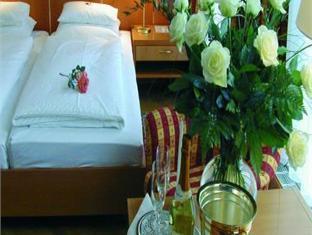 ホテル ゴルナー 写真