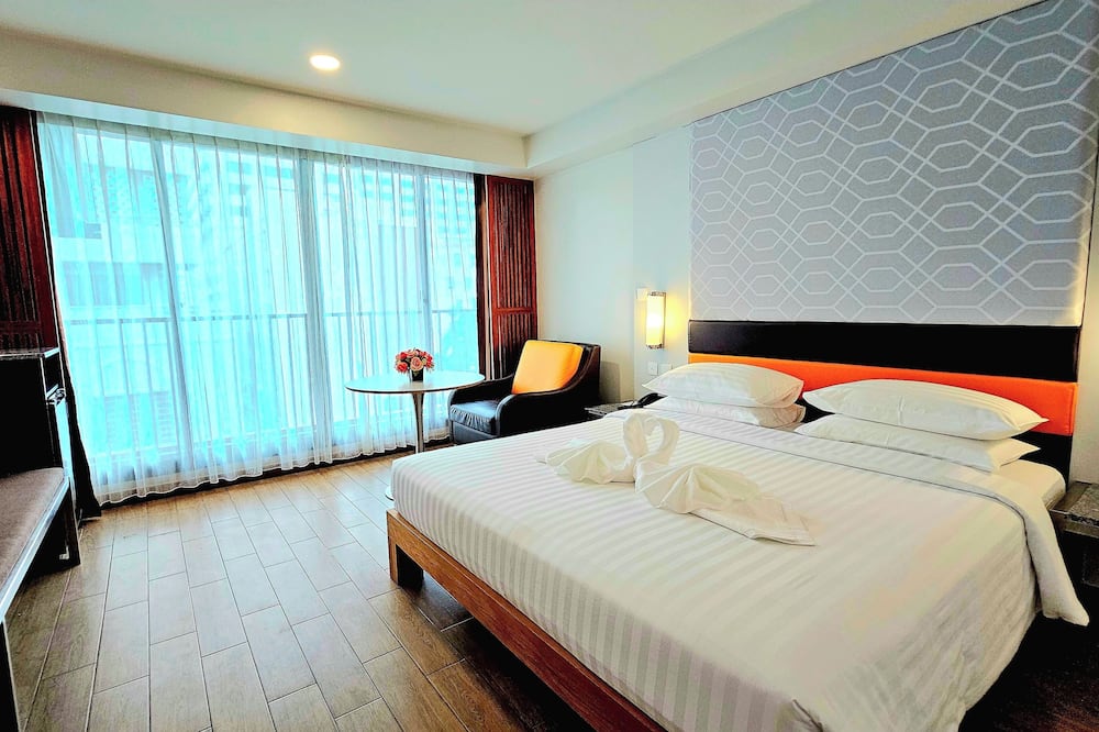 ダイナスティー グランデ ホテル 写真