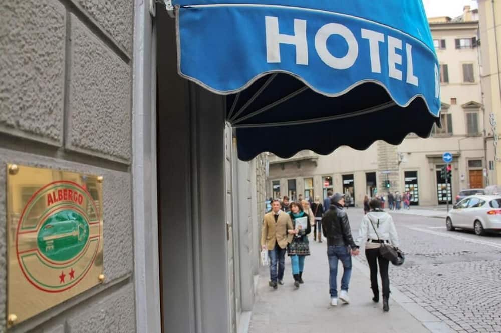 ホテル ロマーニャ 写真