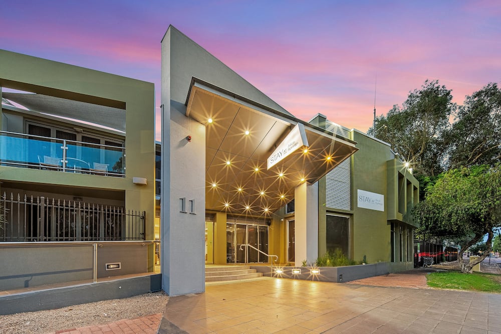 ステイ アット アリス スプリングス ホテル 写真