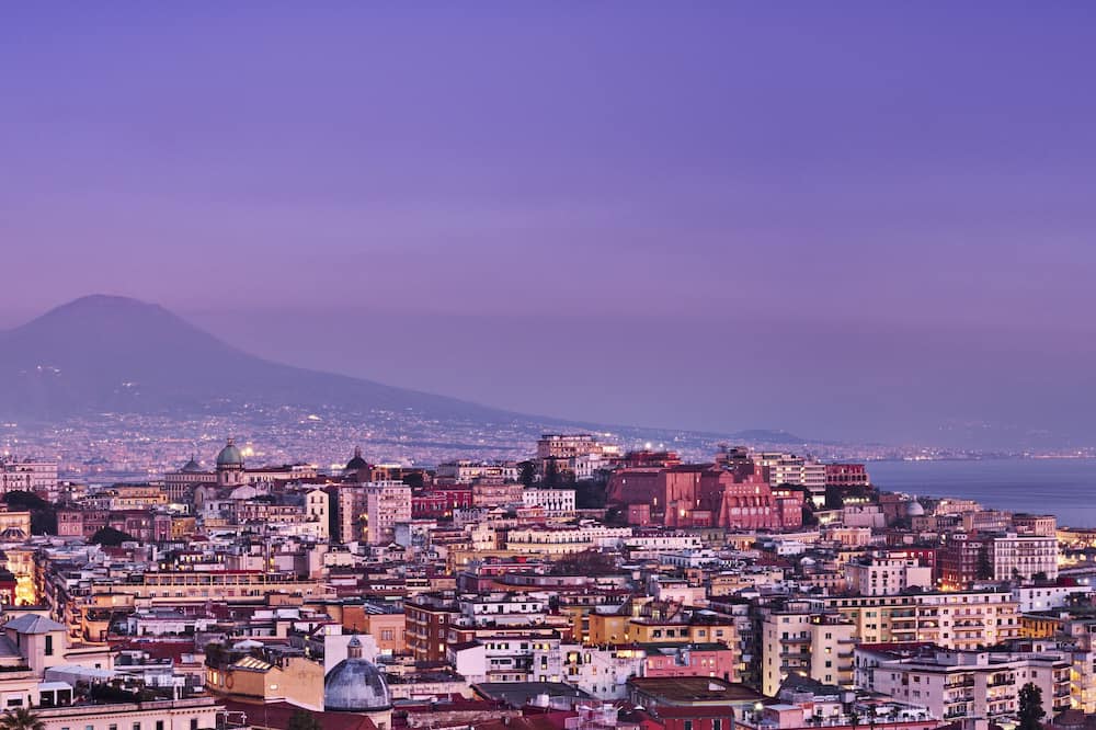 デ ボナート ナポリ キュリオ コレクション バイ ヒルトン 写真