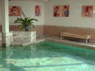 ホテル ゴーウェル クア- エン ウェルネス ヨランデ ビューケルス 写真