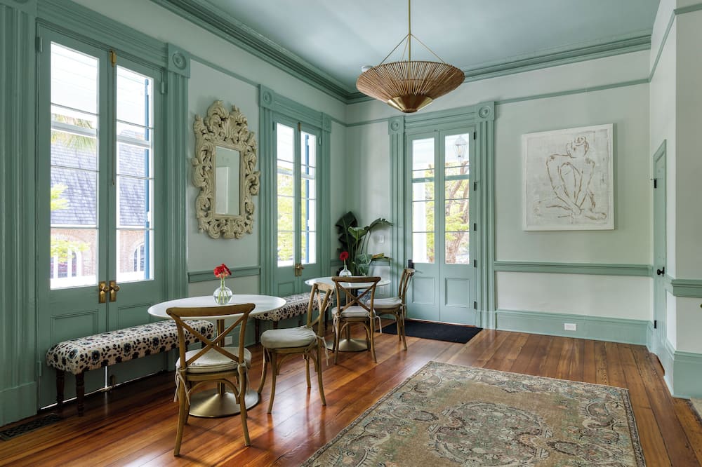 ジ アシュリー 写真