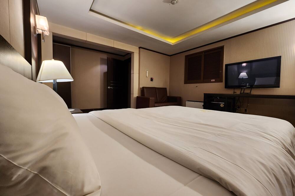 ベニキア ホテル ノブレス 写真