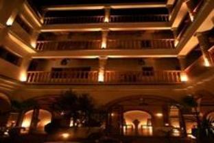 リヤド   チバネット 写真