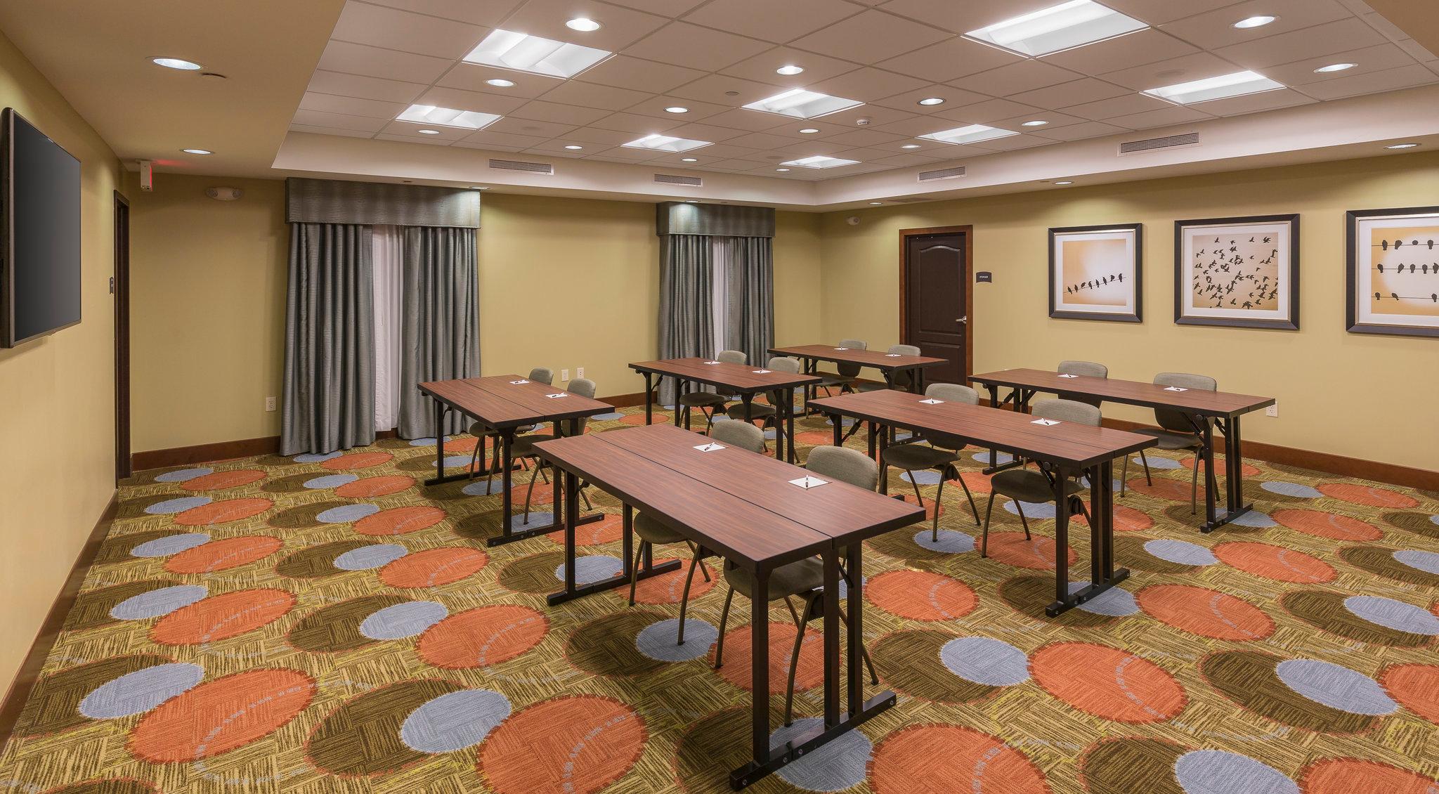 Staybridge Suites Canton By IHG 写真