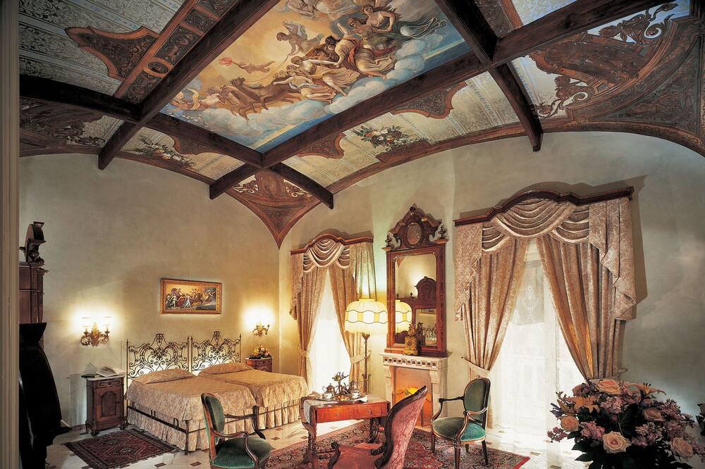 グランド ホテル エクセルシオール ヴィットリア 写真