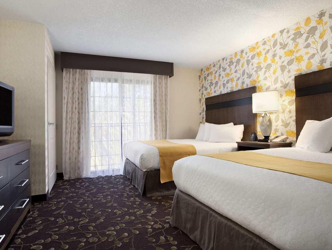 エンバシー スイーツ バイ ヒルトン ナパ バレー 写真