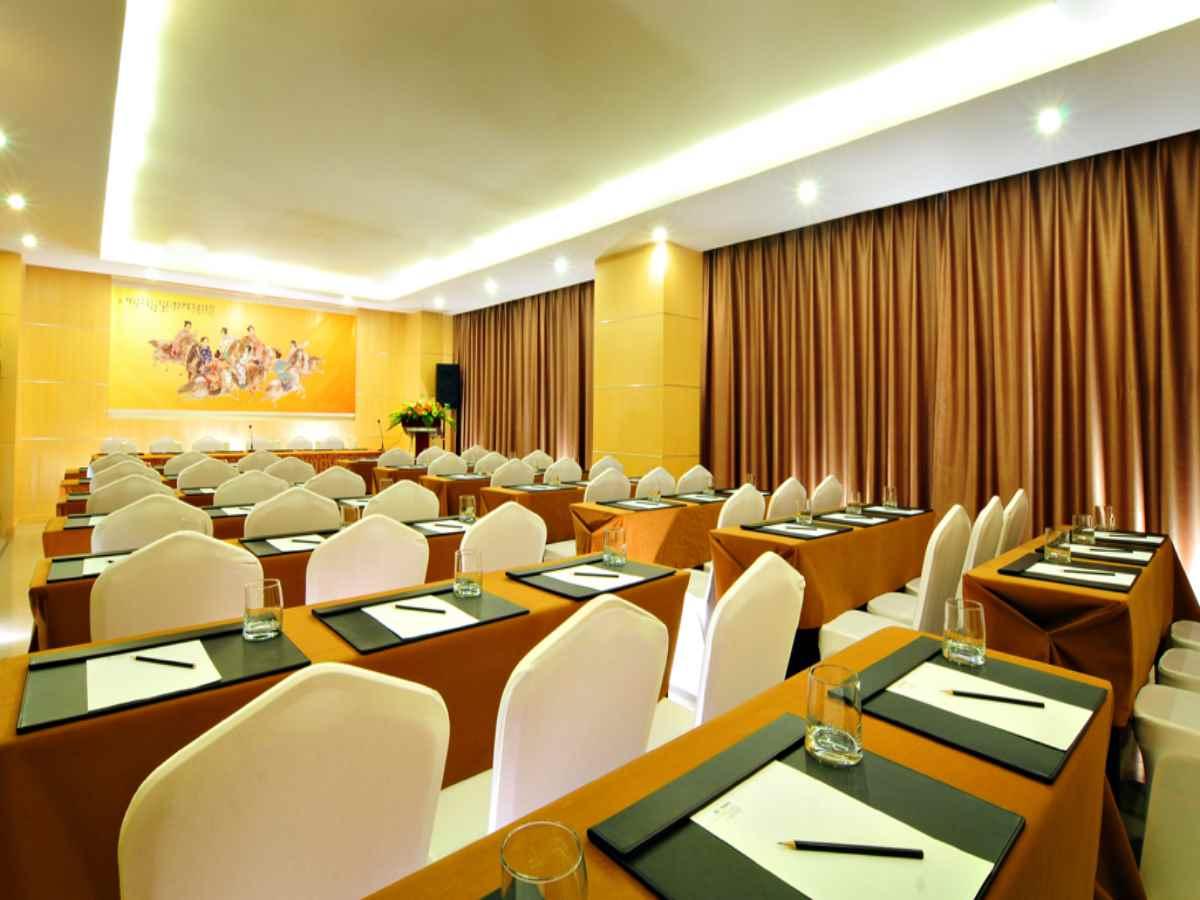 シアン ホテル ニュー 写真