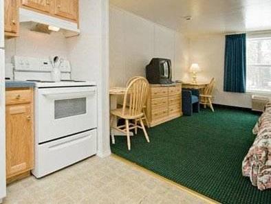 ロードウェイ イン & スイーツ ブランズウィック ニア ハイウェイ 1 写真