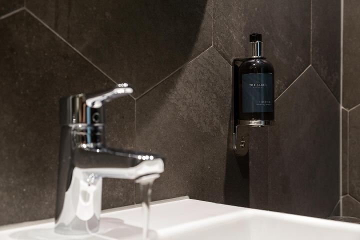 ザ ジェームズ ロッテルダム 写真