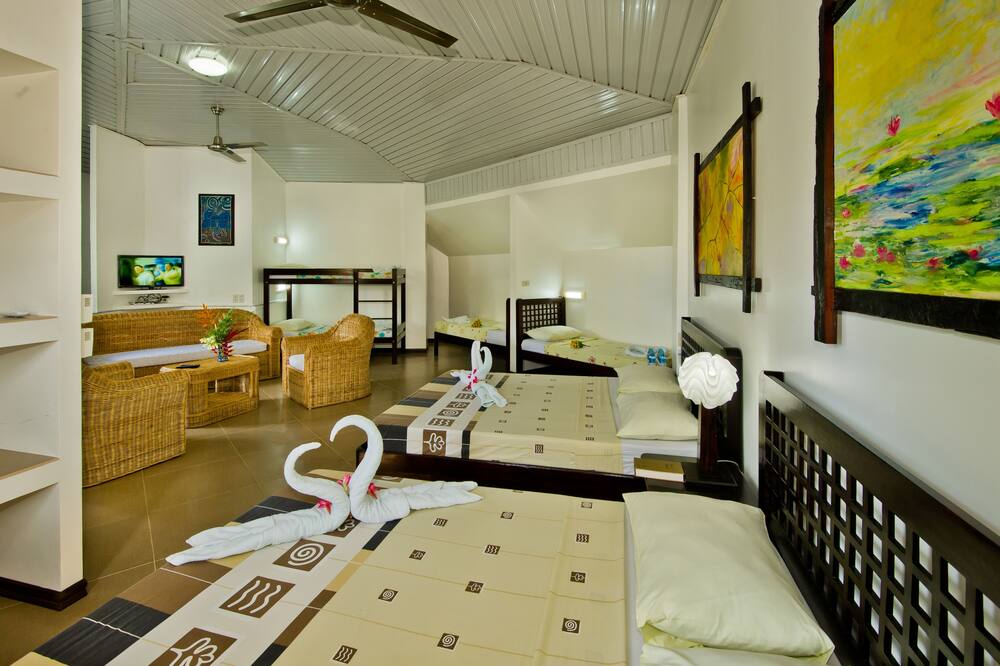 バライ ツコ ガーデン イン 写真