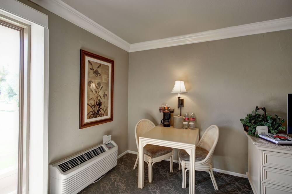 インディアン ウェルズ リゾート ホテル 写真