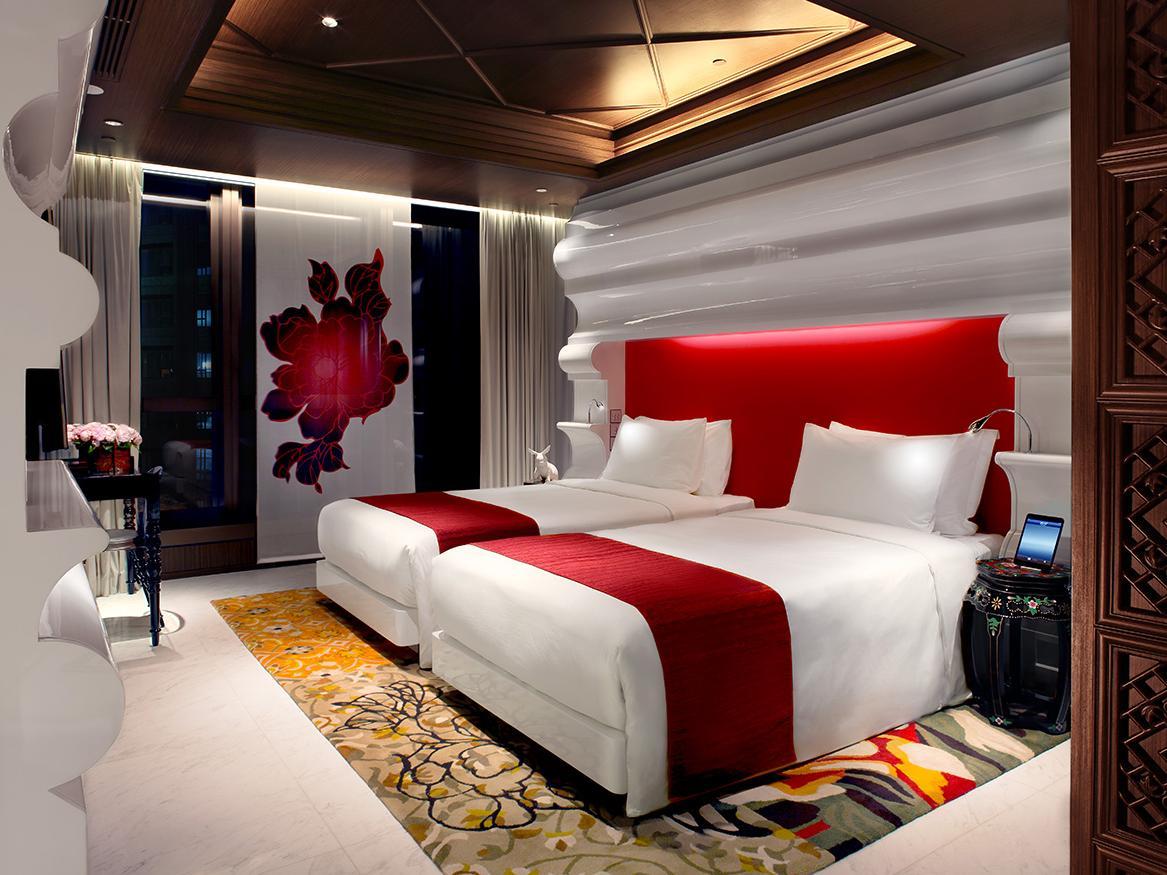 ミラ ムーン 写真