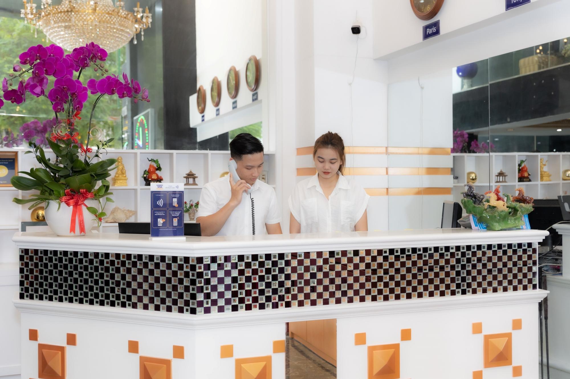 ハッピーランドホテル 写真