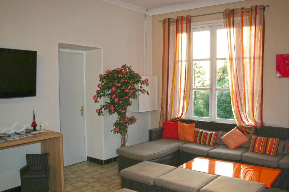 ホテル コロンボ 写真