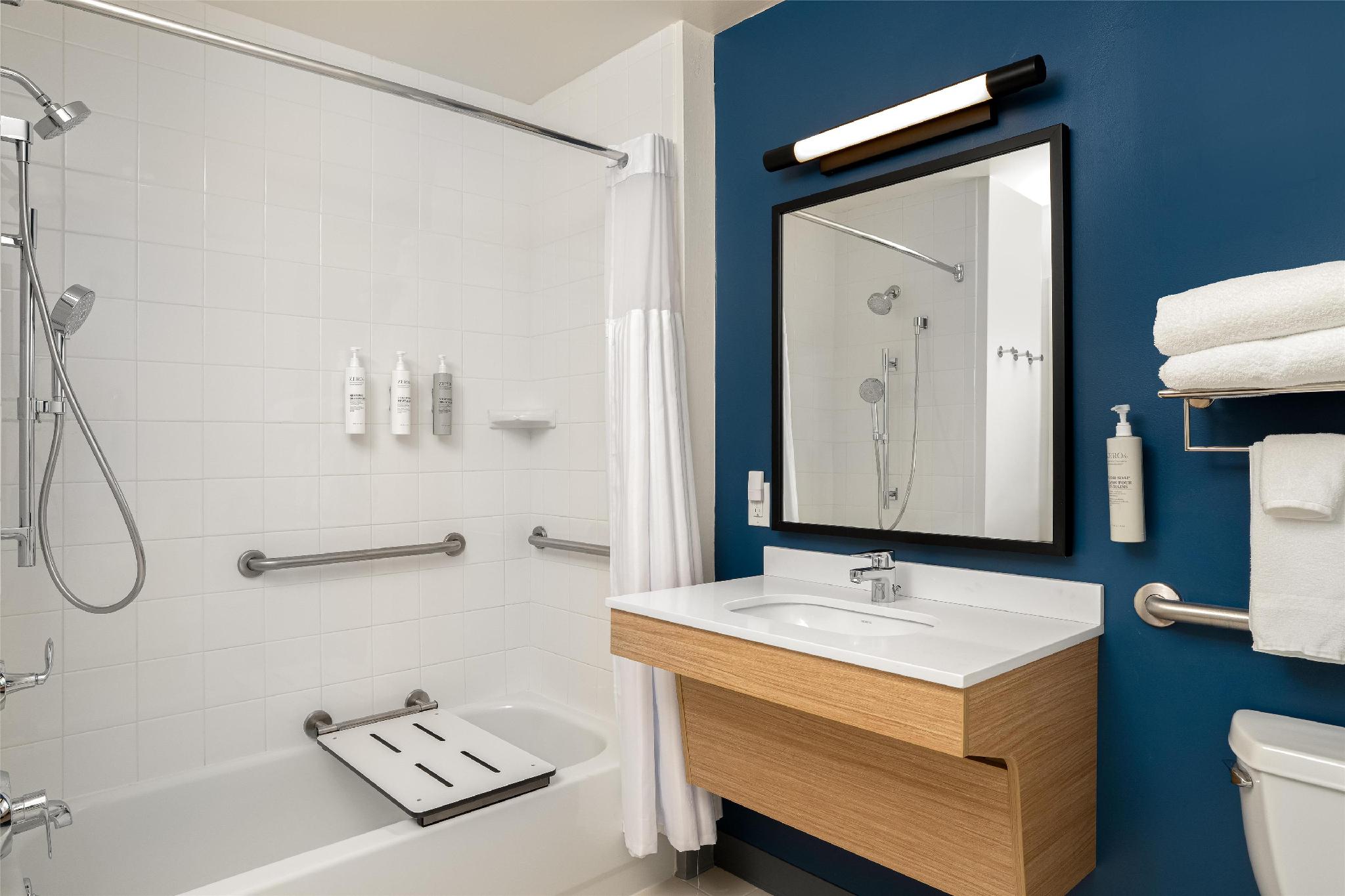 Spark by Hilton Lancaster 写真