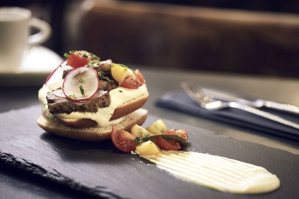 インアテネ 写真