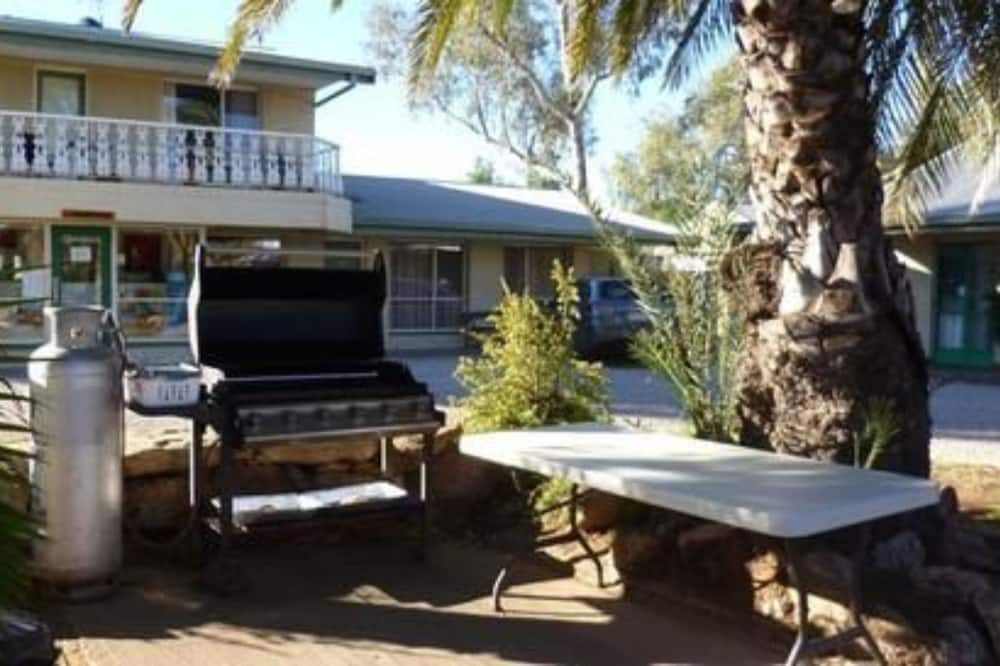 アリス モーターイン 写真