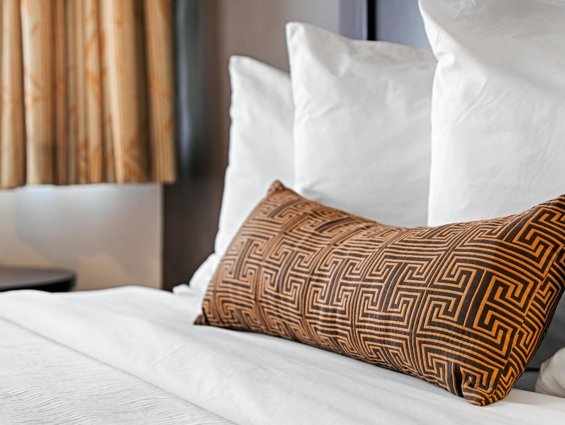 エイデン ロサンゼルス ダウンタウン ドラゴン ゲート イン 写真